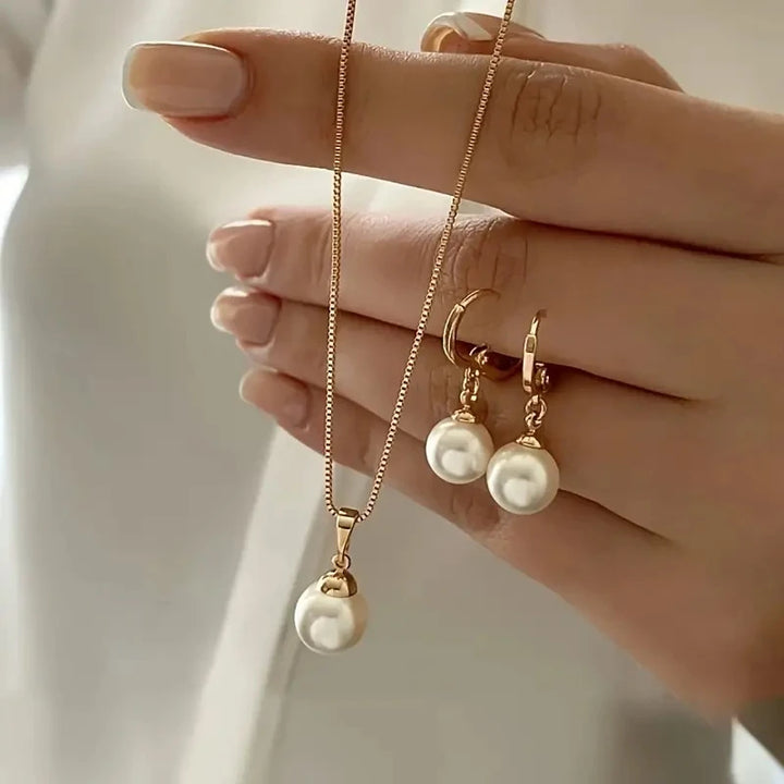 Pearl Pendant Necklace & Earring Set
