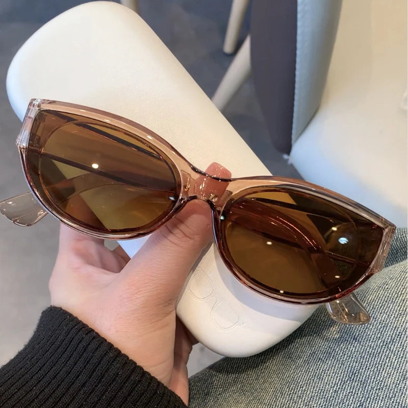 Cat-Eye Sunglasses with UV400 Protection - view 6