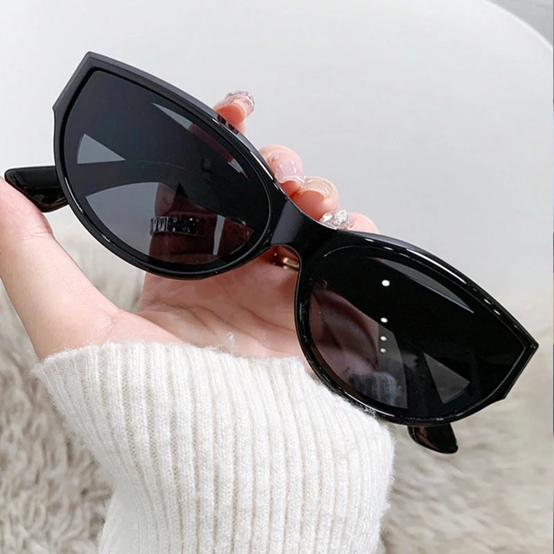 Cat-Eye Sunglasses with UV400 Protection - view 10