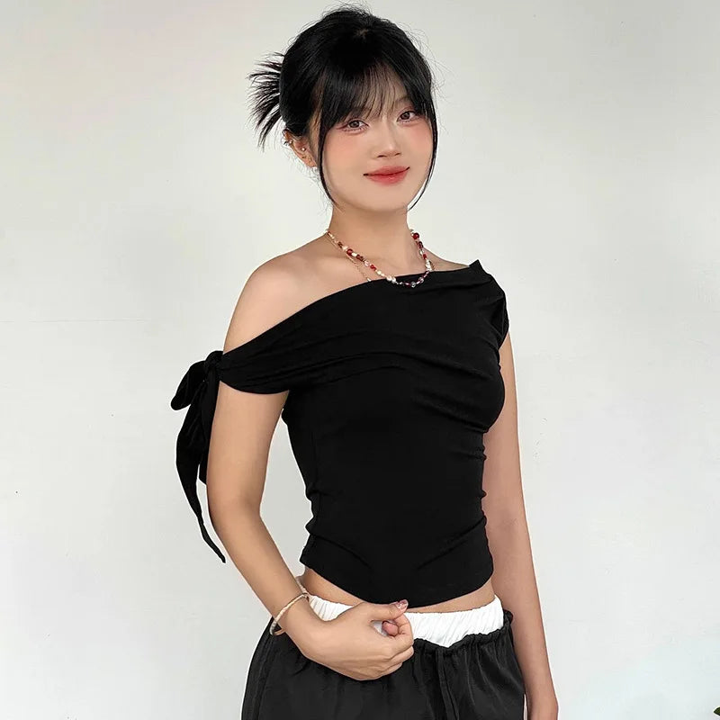 One-Shoulder Asymmetric Crop Top - view 6