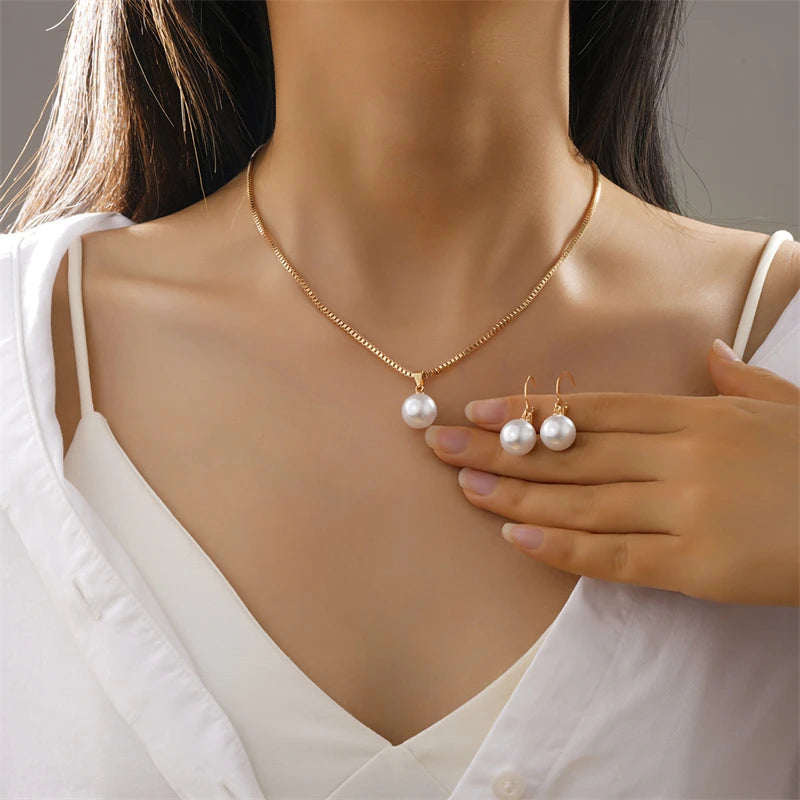 Pearl Pendant Necklace & Earring Set - view 2