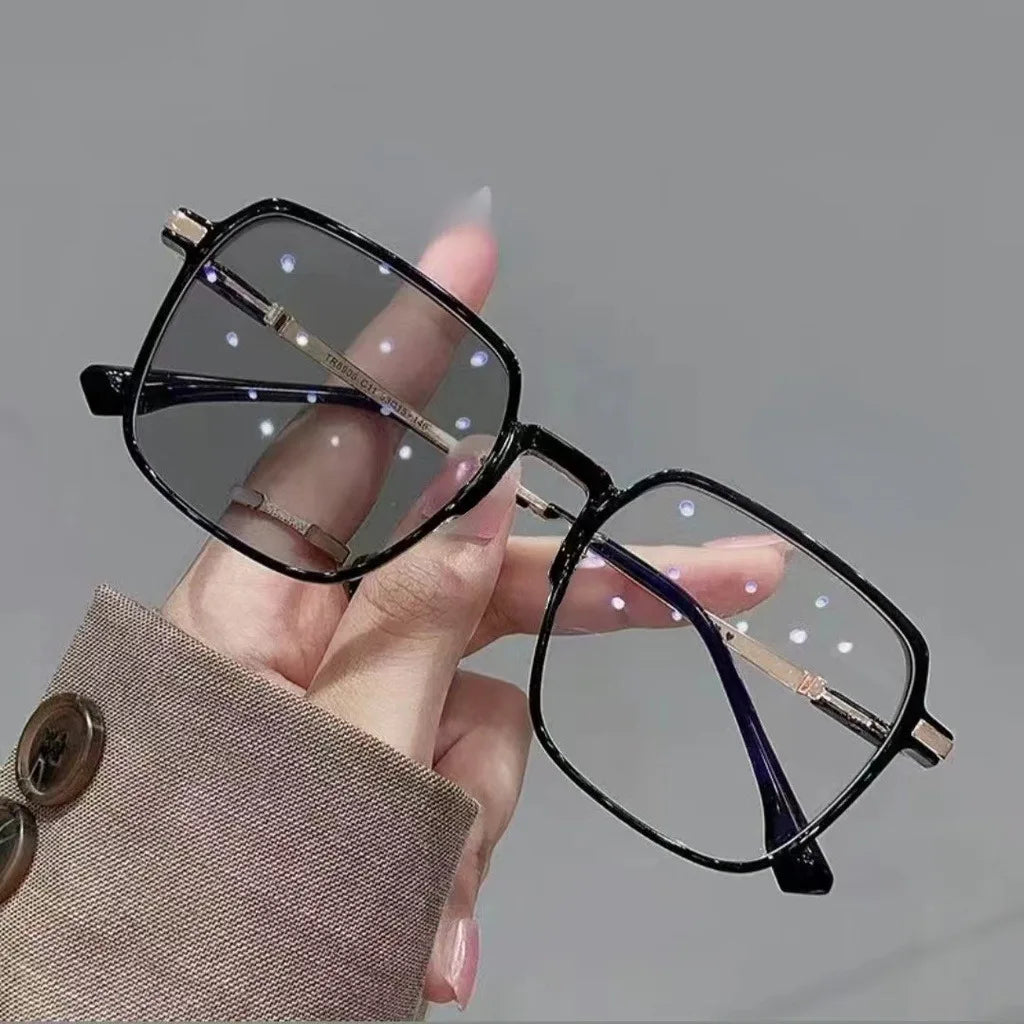 Photochromic Blue-Light Glasses - view 2